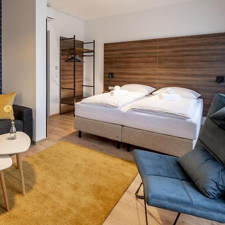 Hotel Zu Freunden ฮัมม์ ภายนอก รูปภาพ